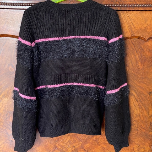 Kids Knit Sweater with faux fur details - Picture 2 of 6